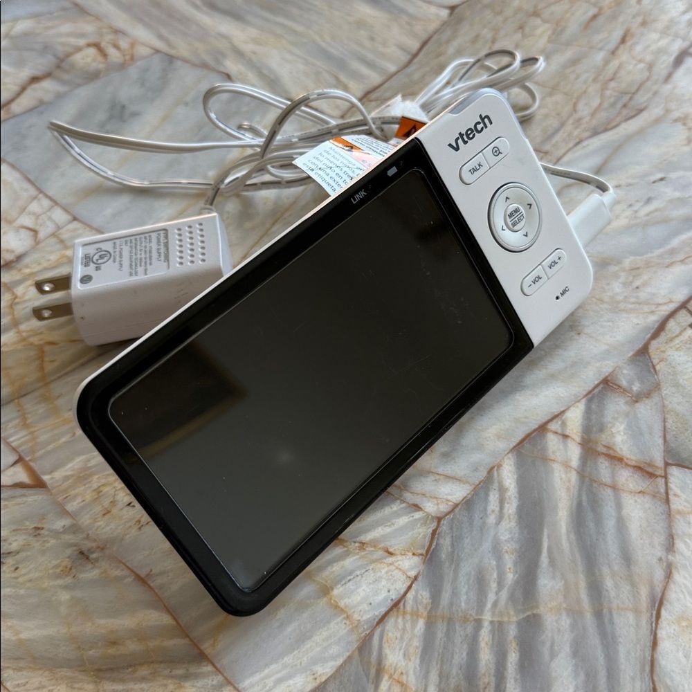 Tech - Picture 11 of 11